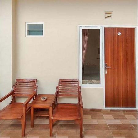 Reddoorz Near Bns Batu Hotel Tlekung Bagian luar foto