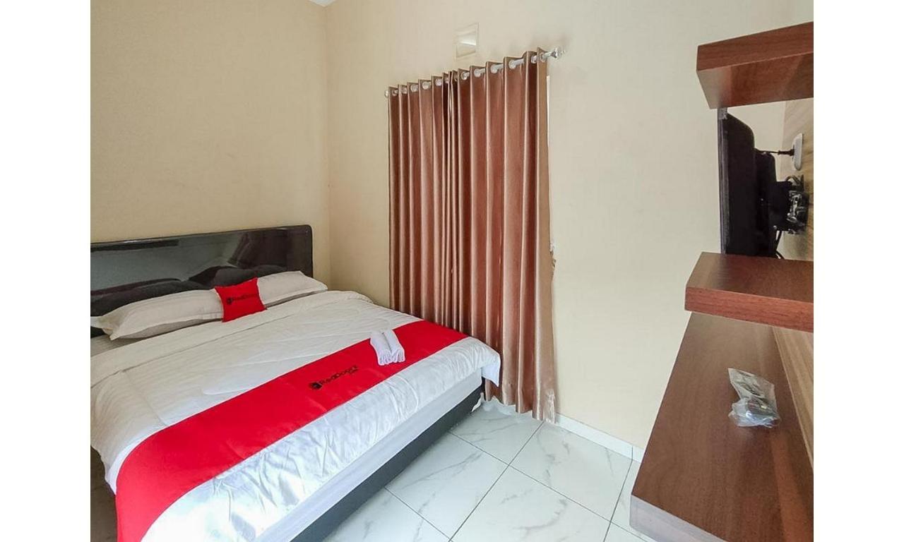 Reddoorz Near Bns Batu Hotel Tlekung Bagian luar foto